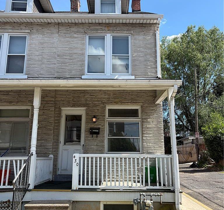 1st image of 430 W Cedar St
