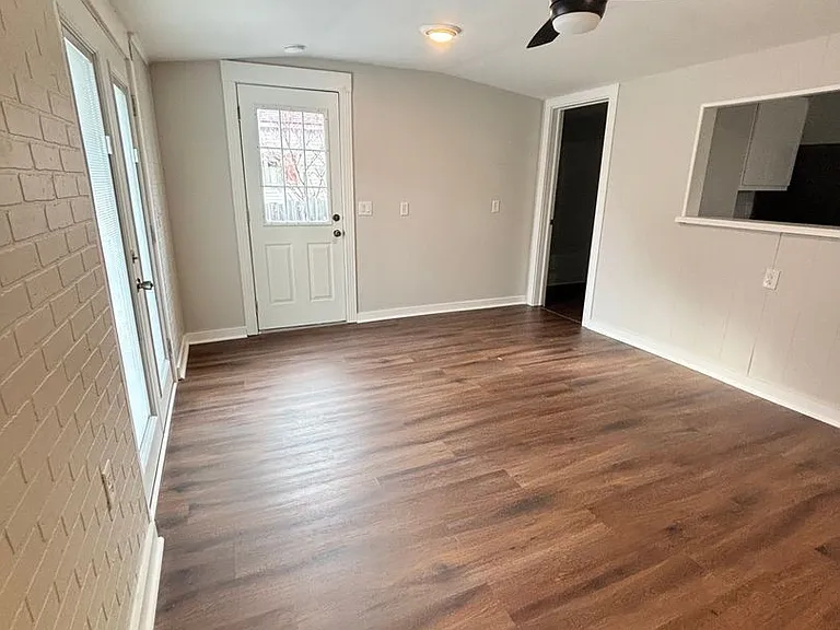 715 W Court St — Photo 29