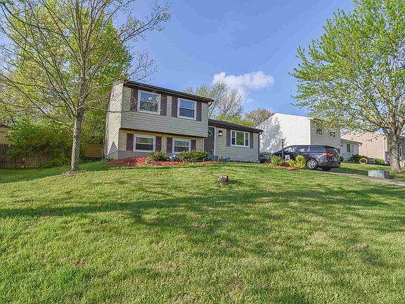 2nd image of 2007 Woodcrest Dr