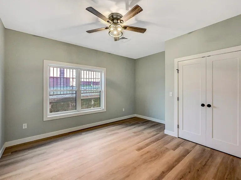 708 Harrison Ave #1 — Photo 31