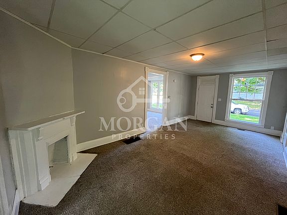 2nd image of 903 College Dr #1
