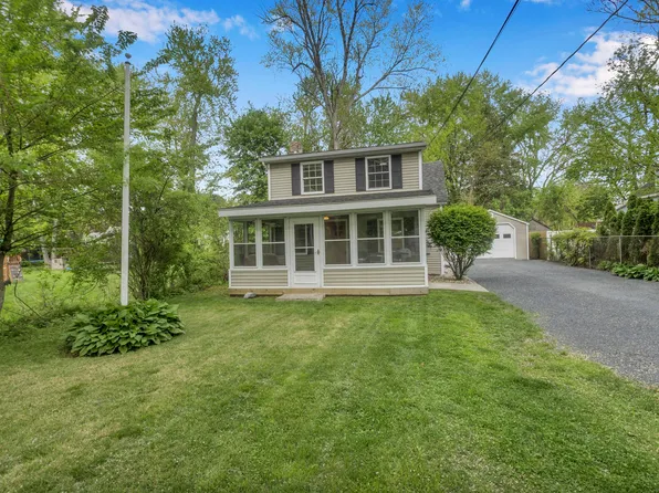 34 Ohear Avenue, Enfield, CT 06082