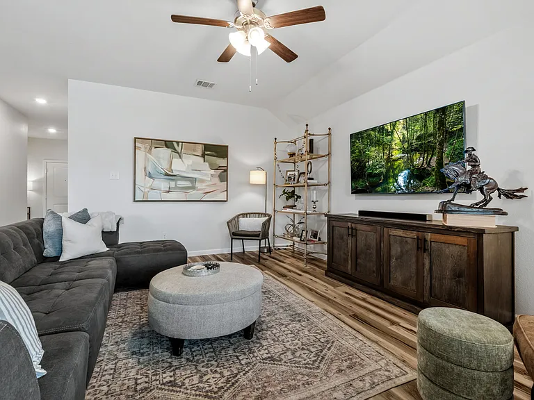 601 Rawhide Way — Photo 14