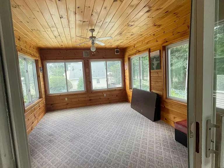 37 Hoppin Hill Ave — Photo 18