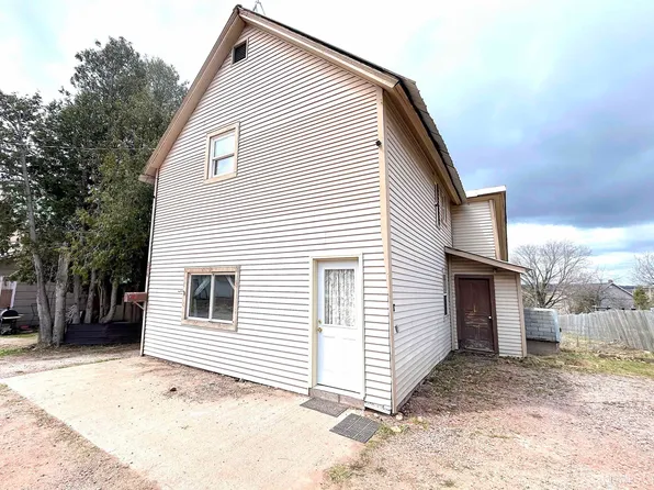 236 Stone St, Ishpeming, MI 49849