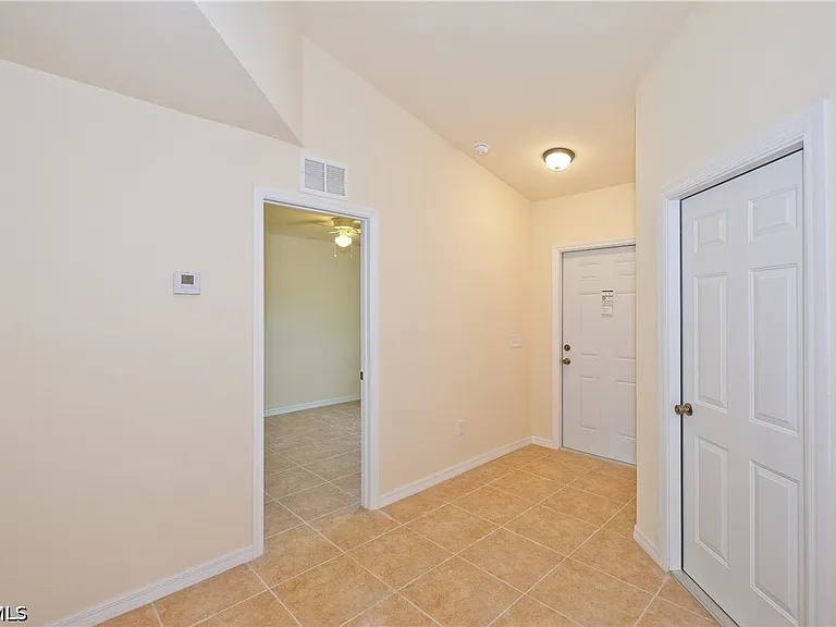 113 Cultural Park Blvd S — Photo 4
