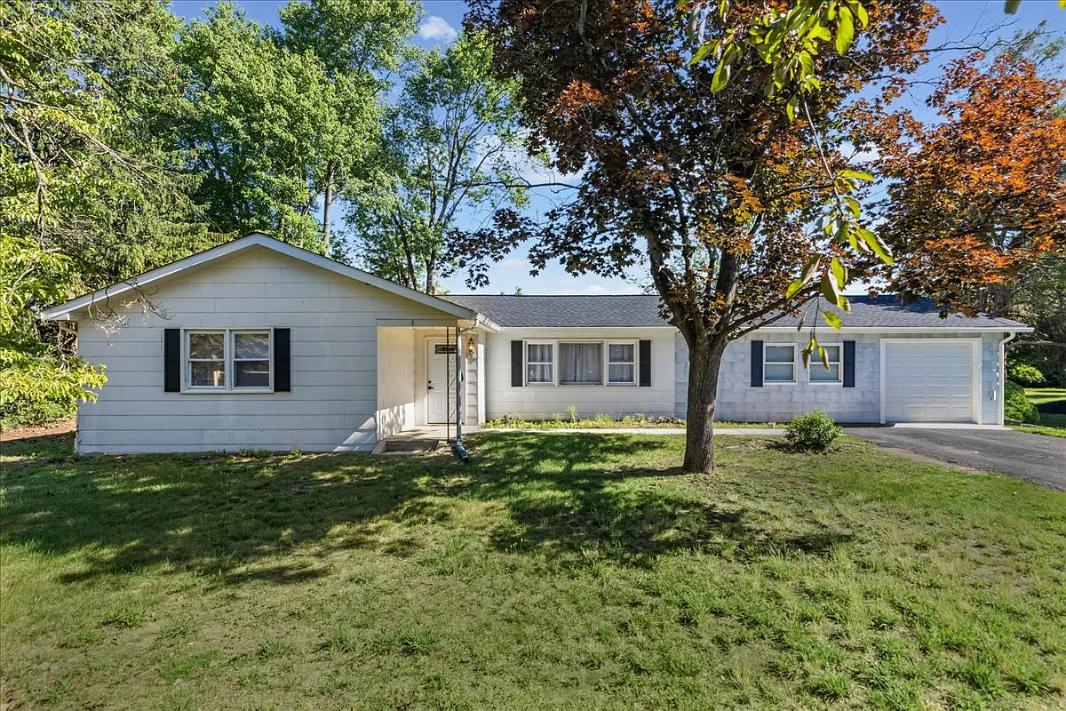 1 Spruce Lane - 1 — Photo 1