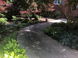 5968 Wellington Ave, Gainesville, GA