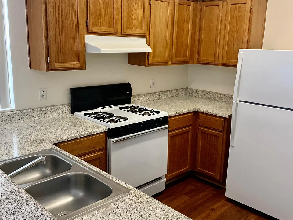 Kitchen in 2 Bedroom