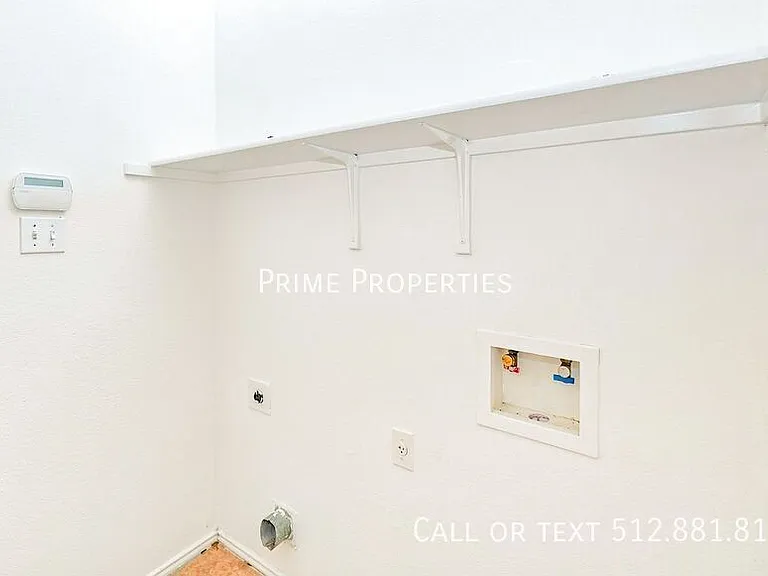 12004 Gaelic Dr — Photo 15
