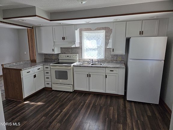 4th image of 502 W Jackson St