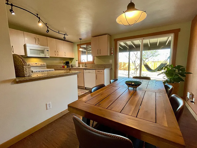 6161 Chia Ave — Photo 6