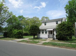 66 Fisher St, Springfield, MA 01109