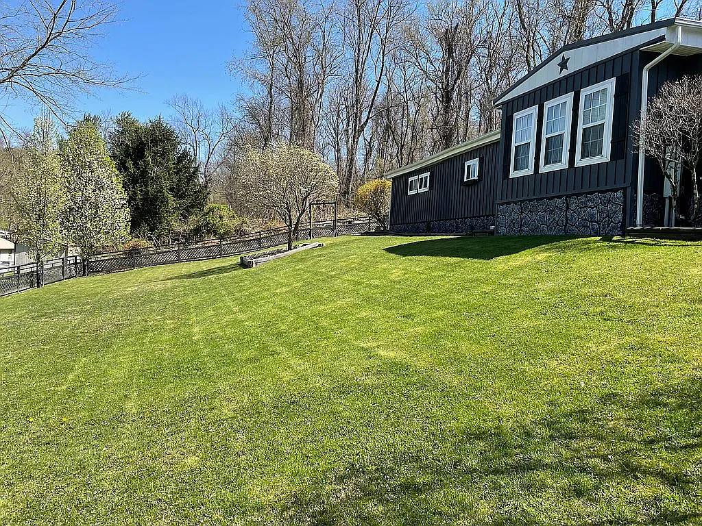 818 Wanner Ave photo 1
