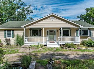 311 Route 590, Greeley, PA 18425