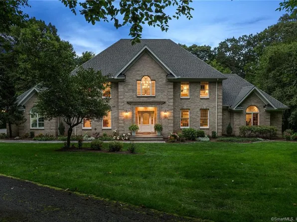 59 Hunters Crossing, Burlington, CT 06013