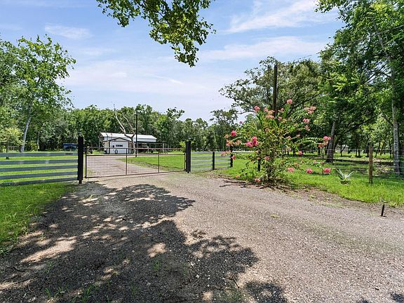 2nd image of 6219 Davis Rd