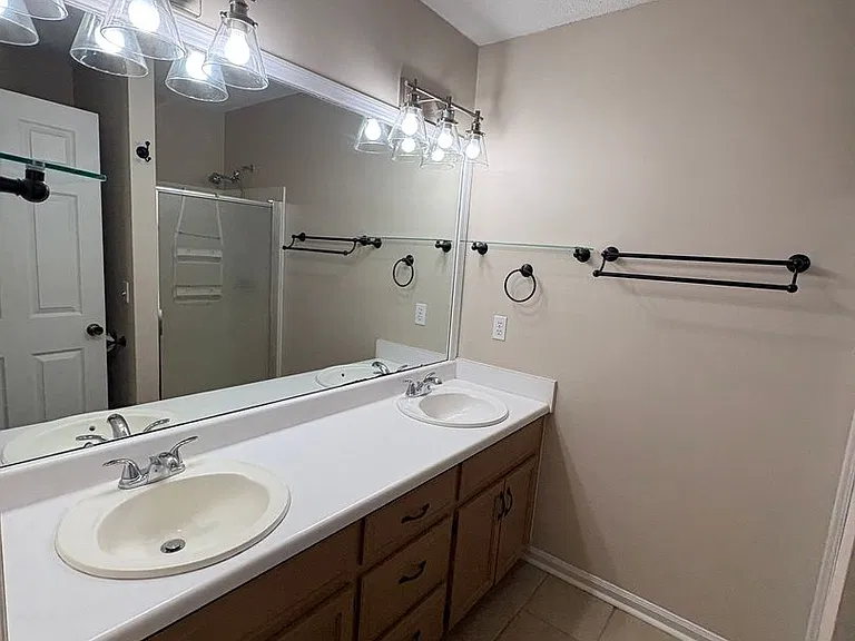 122 Palisades Dr — Photo 8