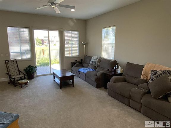2nd image of 1024 Harbor Town Cir