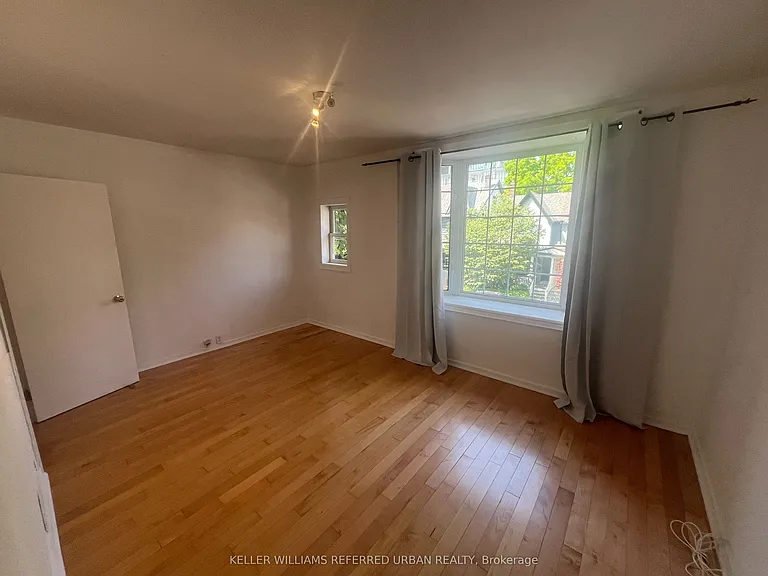 91 Dovercourt Rd #UPPER — Photo 7