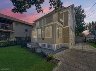 18719 Sloane Ave, Lakewood, OH 44107