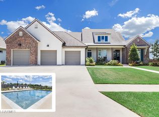 307 Stony Trek Dr, Youngsville, LA 70592