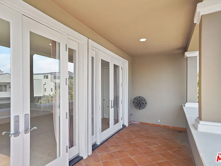 115 Ketch Mall — Photo 17