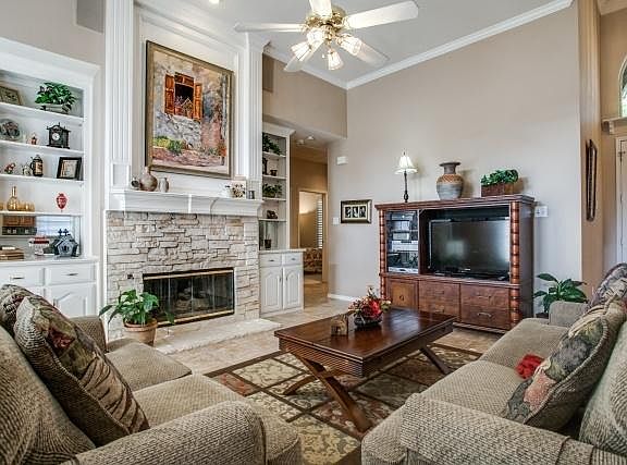 5th image of 6829 Wedgestone Dr
