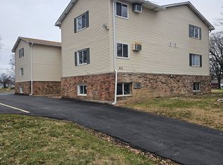 612 W Macon St #3, Decatur, IL 62522