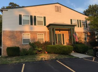 529 E University Dr APT 1206, Rochester, MI 48307