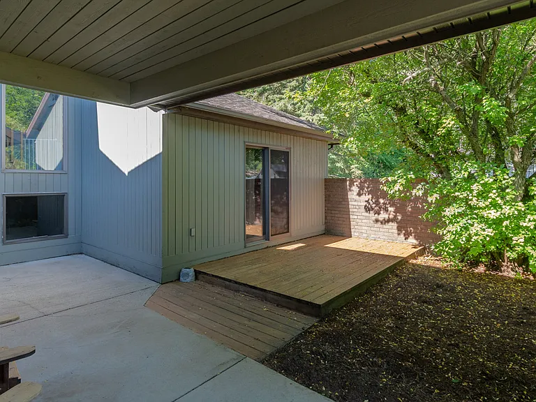 381 Timber Dr — Photo 4
