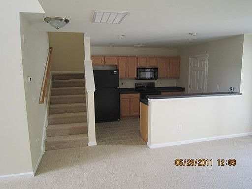 4th image of 2455 Scholar Ln