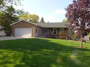 130 W Humble Ave, Ellsworth, WI 54011