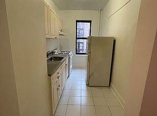 25 Tennis Ct APT 4D, Brooklyn, NY 11226