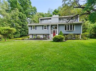 755 Delano Rd, Yorktown Heights, NY 10598