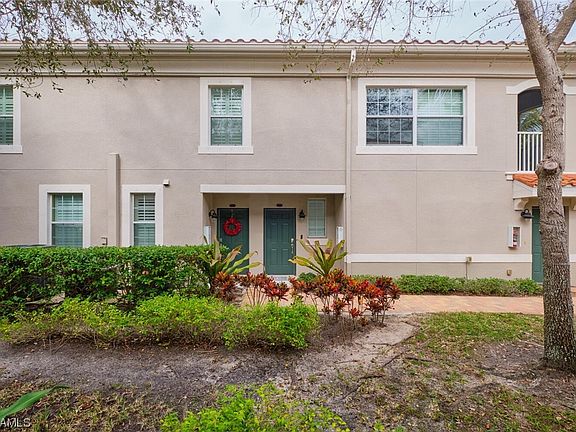 2nd image of 23440 Alamanda Dr Unit 202