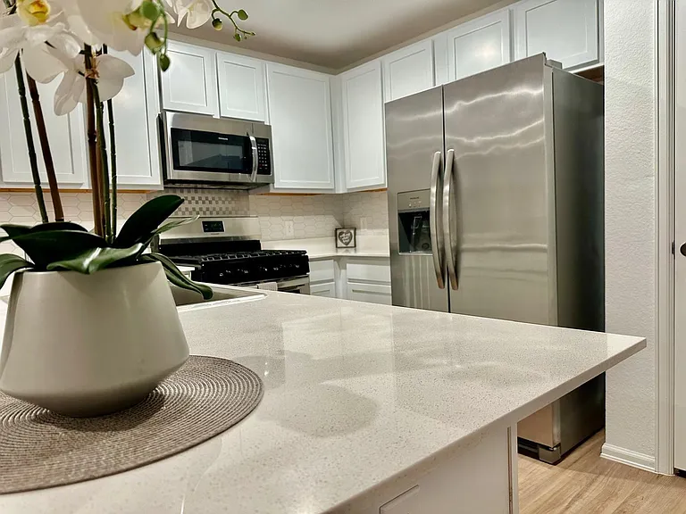 20930 Zuccala Dr — Photo 7