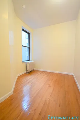 Rented by Uptown Flats LLC | media 24