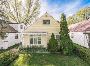 26 47th Ave, Bellwood, IL 60104