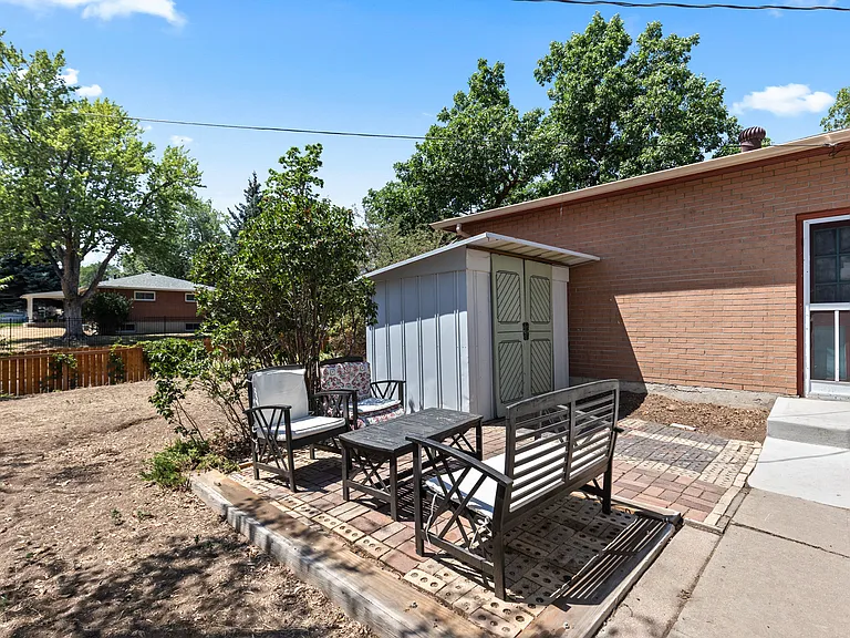 598 S Swadley St — Photo 48