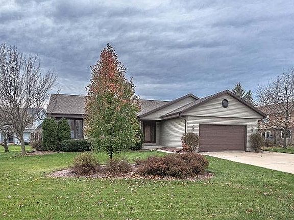 2nd image of 9231 S Oak Creek Ct