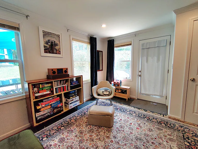 5837 Edgehill Dr #1 — Photo 9
