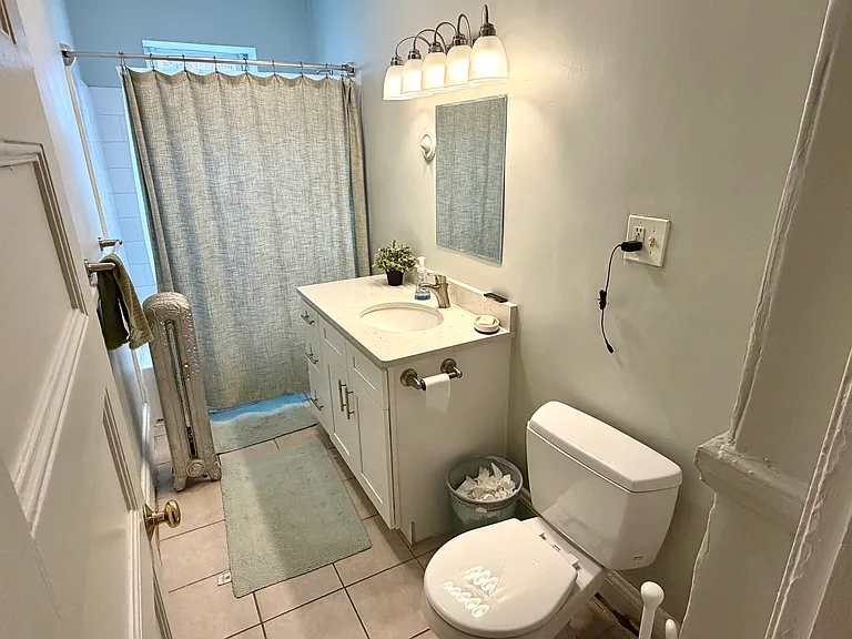 108 Winthrop Rd #5 — Photo 11