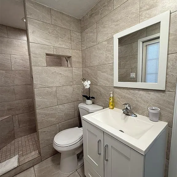 828 S Tuttle Ave #B — Photo 16