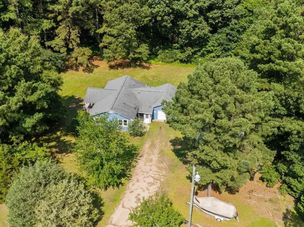 545 Barnette Rd, Louisburg, NC 27549