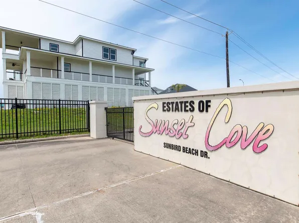 21302 Scissor Tail Ln, Galveston, TX 77554