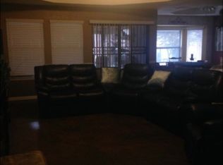 2385 Stephanie Ln, Selma, CA 93662