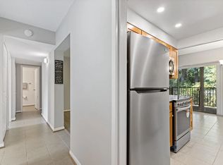 2233 Castle Rock Sq APT 11C, Reston, VA 20191