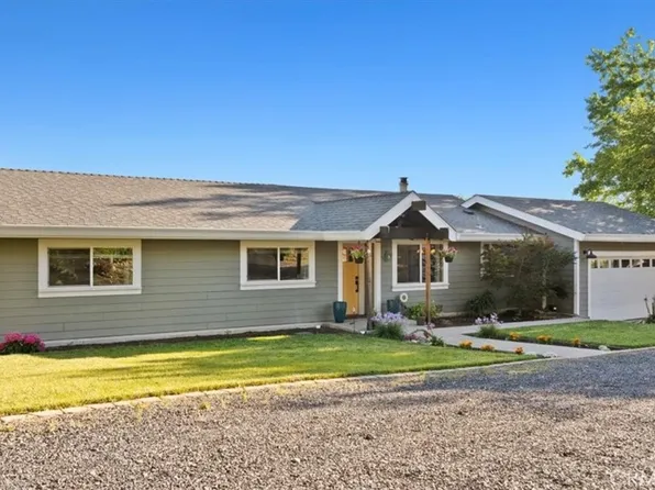 21 Sunflower Ln, Oroville, CA 95966