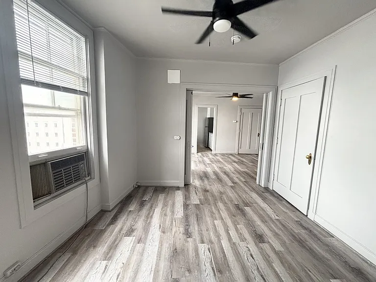 29 S State St #715 — Photo 19